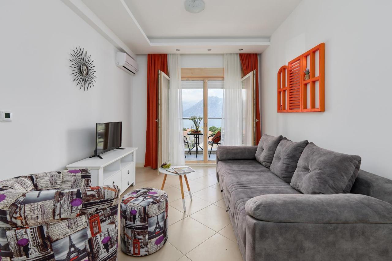 M&M&M Apartments Котор Екстериор снимка