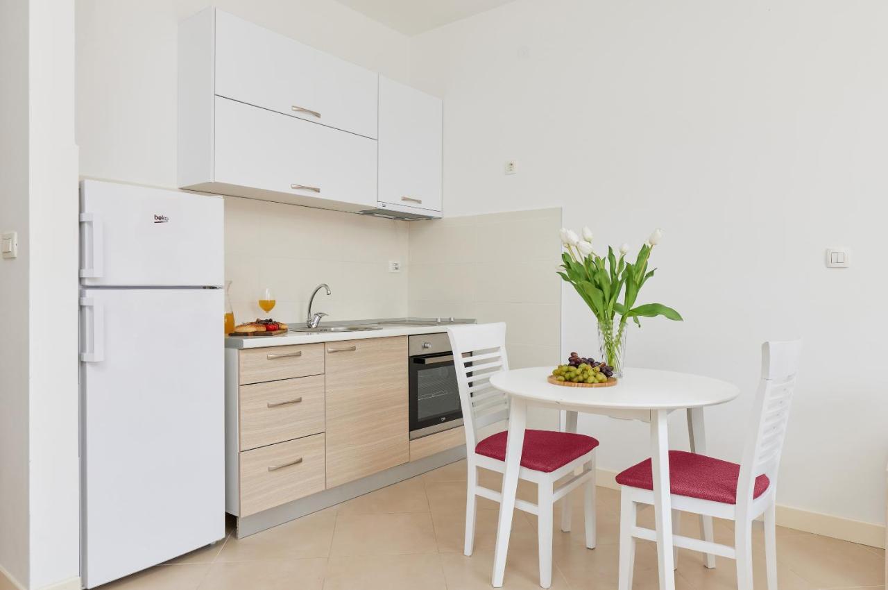 M&M&M Apartments Котор Екстериор снимка